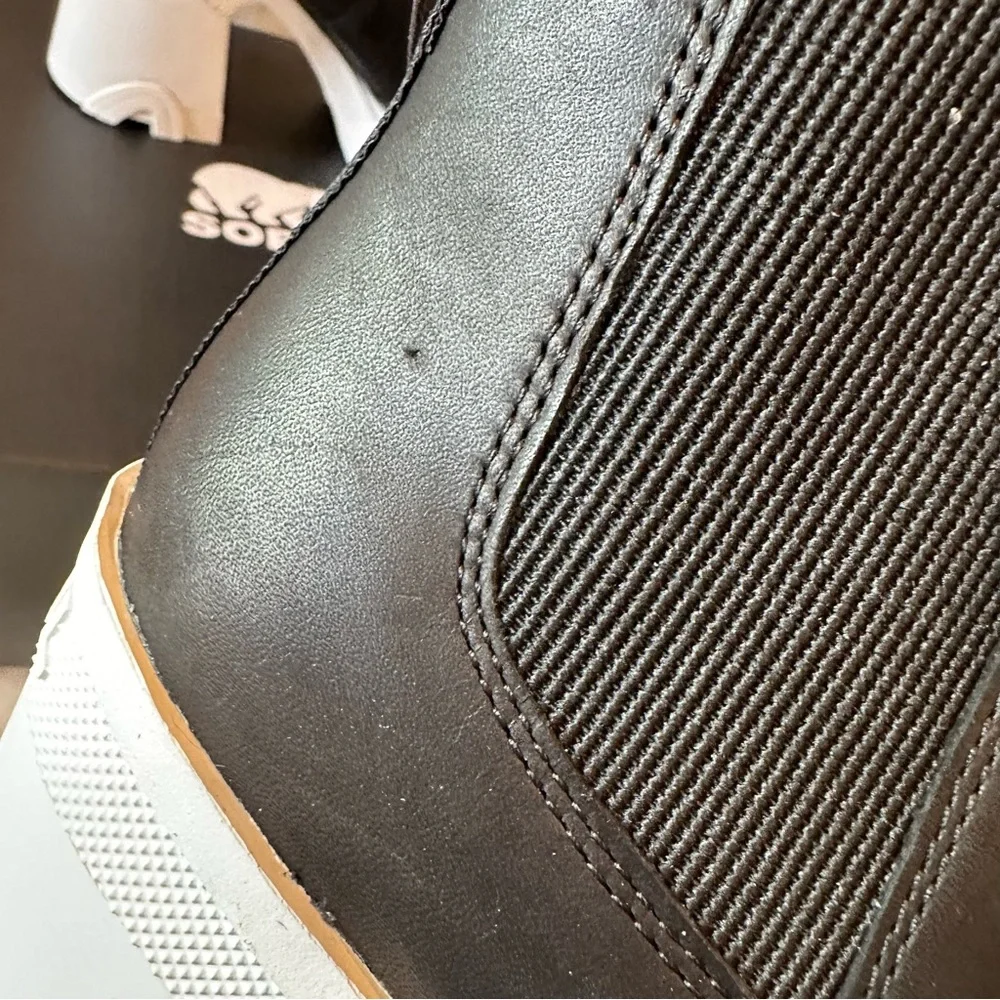 Sorel brex heel chelsea boots